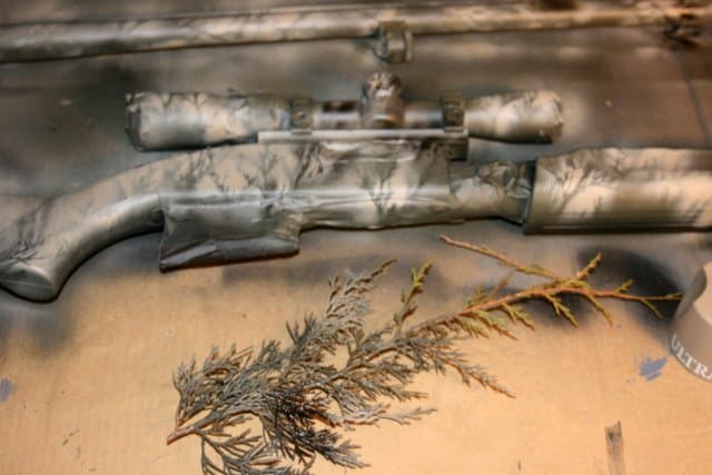 Bubba Paints His Turkey Gun